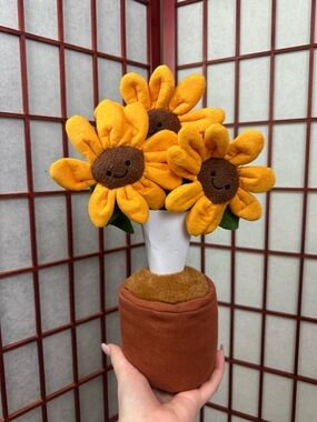 NWT Jellycat Amusable Sunflower Collectible Plush